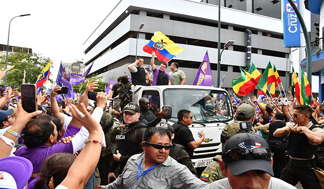 Noboa dialogó con jóvenes, influencers y empresarios