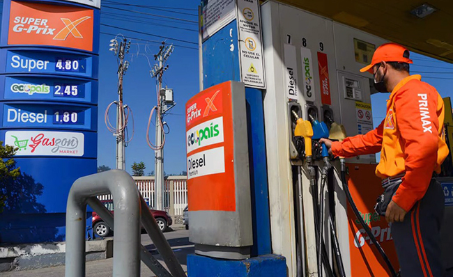 Precio de las gasolinas Extra y Ecopaís bajan desde este 12 de abril