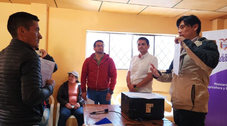 Saraguro instala veeduría para riego tecnificado en 53 hectáreas