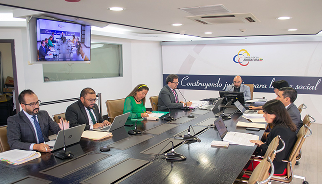 solanda-goyes-abandona-sesion-convocada-para-expedir-seleccion-jueces-constitucionales-ecuador221.com_.ec_ Solanda Goyes abandona sesión convocada para expedir selección jueces constitucionales