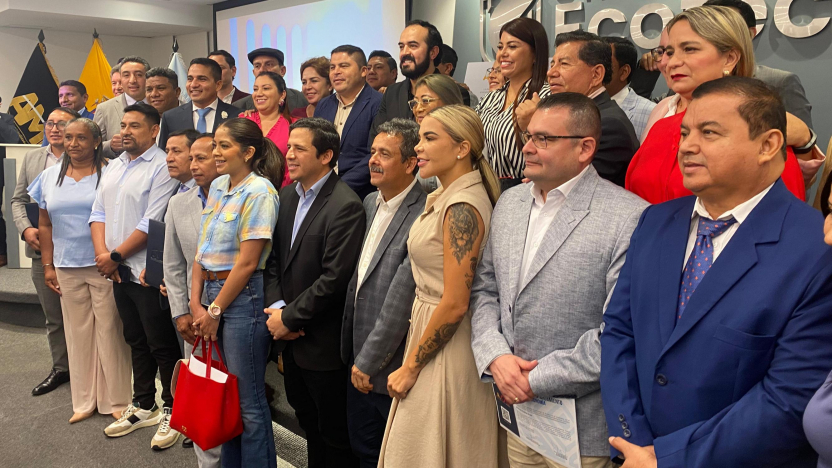 alcaldes-exigen-al-gobierno-pago-inmediato-de-asignaciones-vencidas.ecuador221.com_.ec_ Alcaldes exigen al Gobierno pago inmediato de asignaciones vencidas