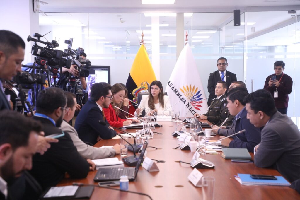 asamblea-debatira-ley-urgente-contra-economia-criminal-viernes-30.ecuador221.com_.ec_ Asamblea debatirá ley urgente contra economía criminal viernes 30