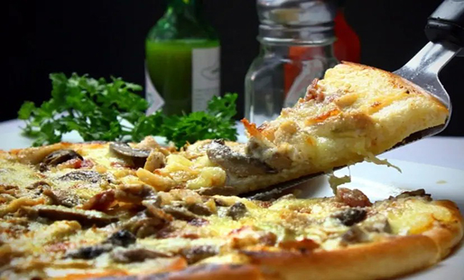 Cadena de comida rápida anuncia cierre de cientos de locales