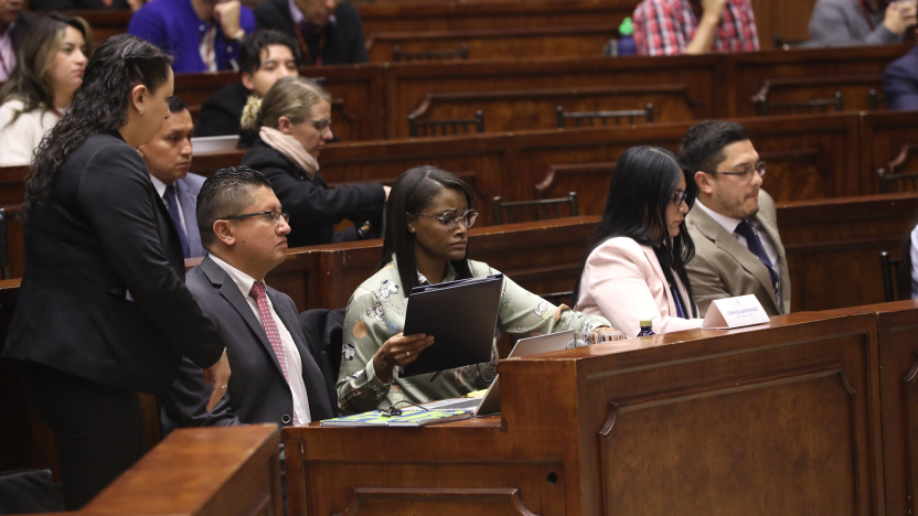 diana-salazar-deja-fiscalia-y-asume-embajada-en-argentina.ecuador221.com_.ec_ Diana Salazar deja Fiscalía y asume embajada en Argentina