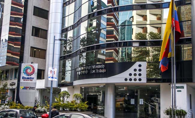 Empleadores deben cumplir nuevas reglas laborales