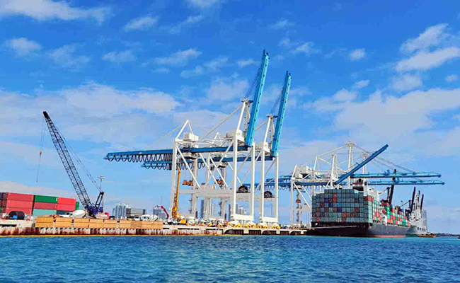 Empresarios de Ecuador y Panamá sellan alianza para potenciar inversiones regionales