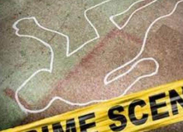 Hallan cadáver decapitado en camaronera de Atacames