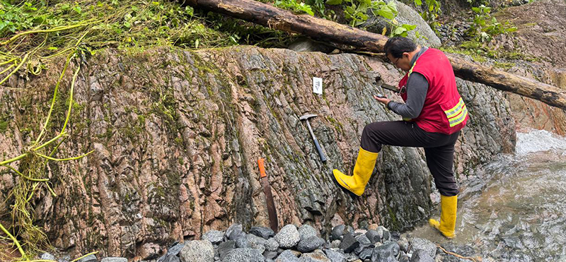 iige-actualiza-cartografia-geologica-en-costa-y-norte.ecuador221.com_.ec_ IIGE actualiza cartografía geológica en costa y norte