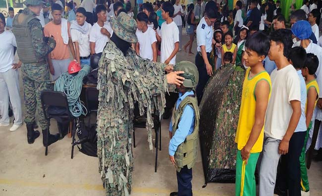 la-fae-expuso-su-mision-en-vigilancia-y-proteccion-ecuador221.com_.ec_ La FAE expuso su misión en vigilancia y protección