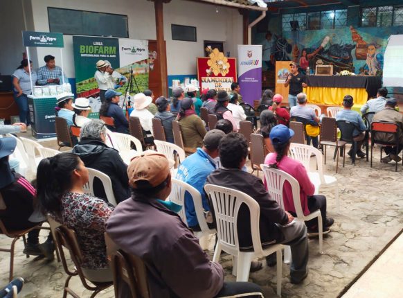 Loja impulsa apicultura sostenible en Día de las Abejas