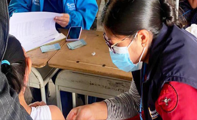 El Ministerio de Salud de Ecuador informóayer martes que se amplía el rango de inmunización de la vacuna contra la tosferina