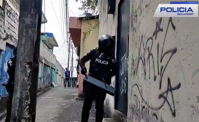 policia-clausura-clinicas-clandestinas-que-refugiaban-a-asaltantes-ecuador221.com_.ec_ Policía clausura clínicas clandestinas que refugiaban a asaltantes