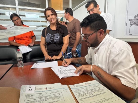 Productores agropecuarios de Manabí reciben títulos de propiedad