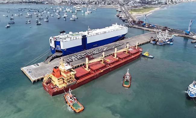 puerto-de-manta-recibio-al-buque-de-mayor-calado-en-su-historia-ecuador221.com_.ec_ Puerto de Manta recibió al buque de mayor calado en su historia