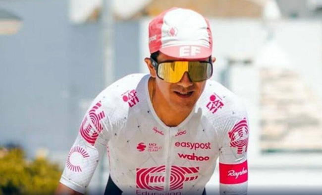 Richard Carapaz llega cuarto en la Etapa 9 del Giro de Italia