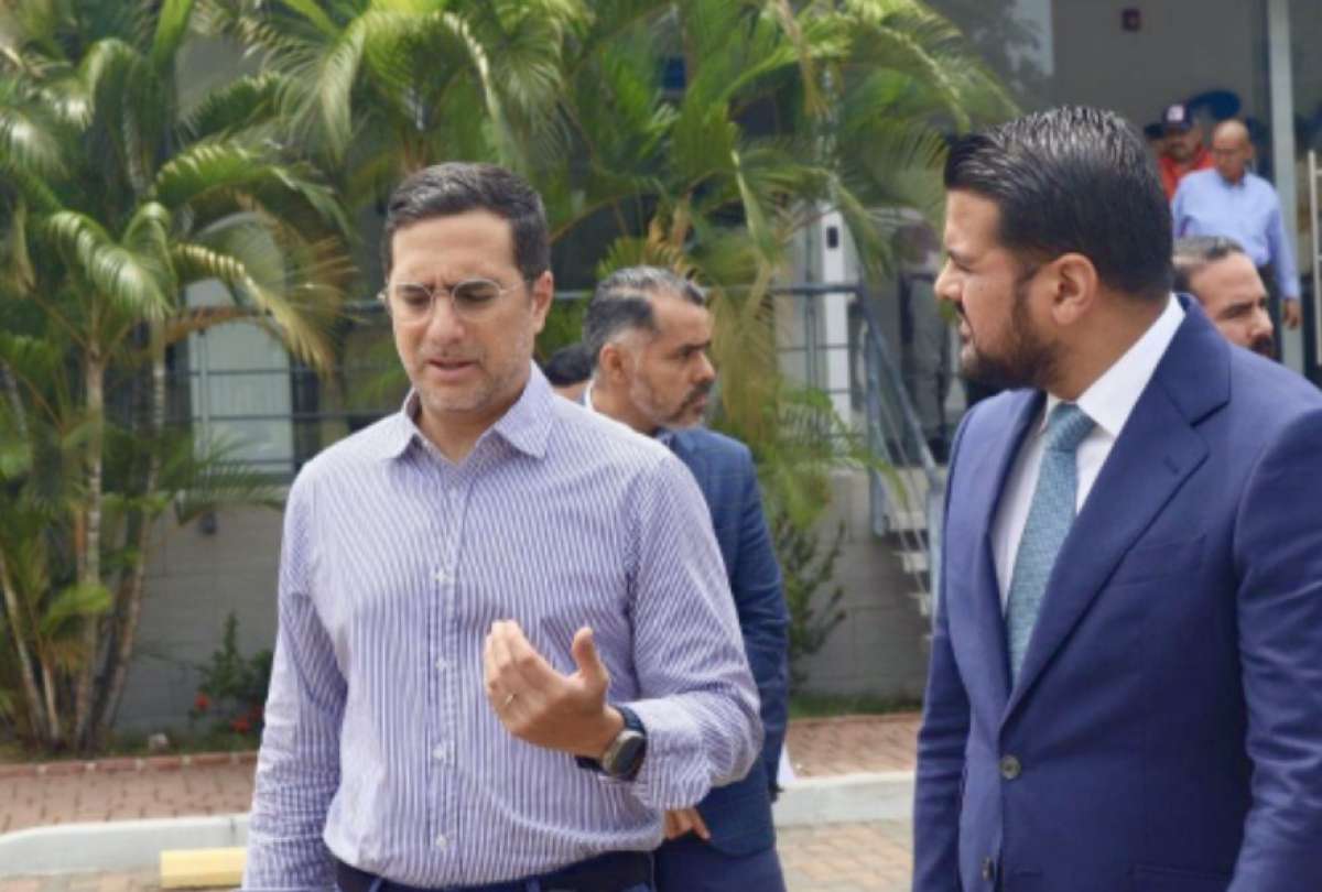 roberto-kury-liderara-ministerio-de-telecomunicaciones.ecuador221.com_.ec_ Roberto Kury liderará Ministerio de Telecomunicaciones