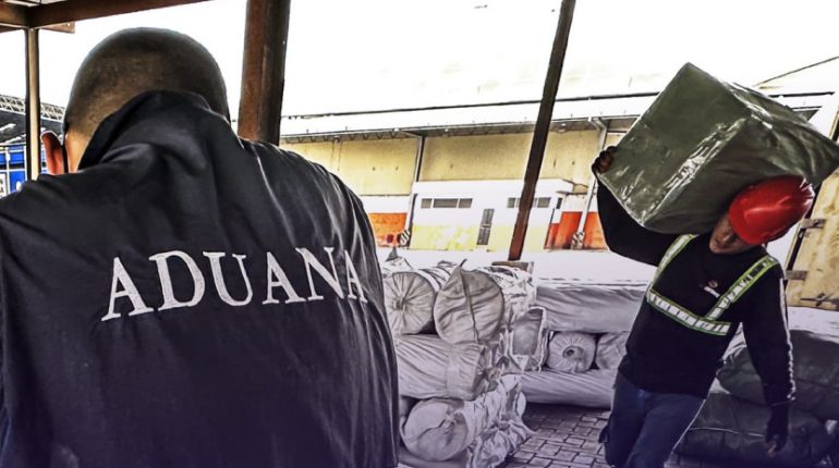 Sandro Castillo asume Dirección General del Servicio de Aduanas