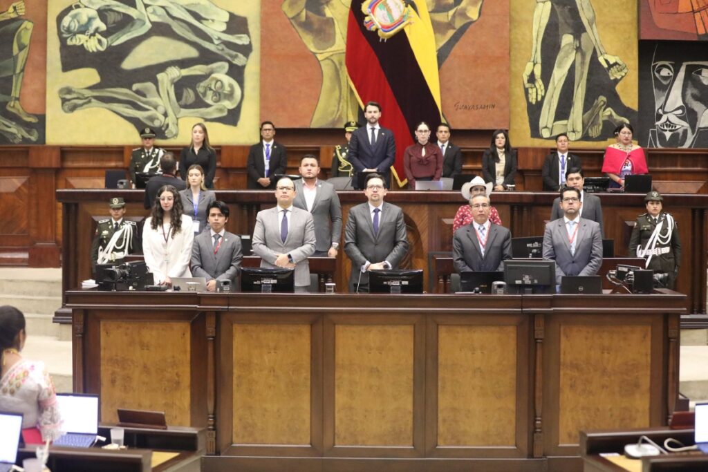 comision-aprueba-informe-para-segundo-debate-de-solidaridad-nacional.ecuador221.com_.ec_ Comisión aprueba informe para segundo debate de Solidaridad Nacional