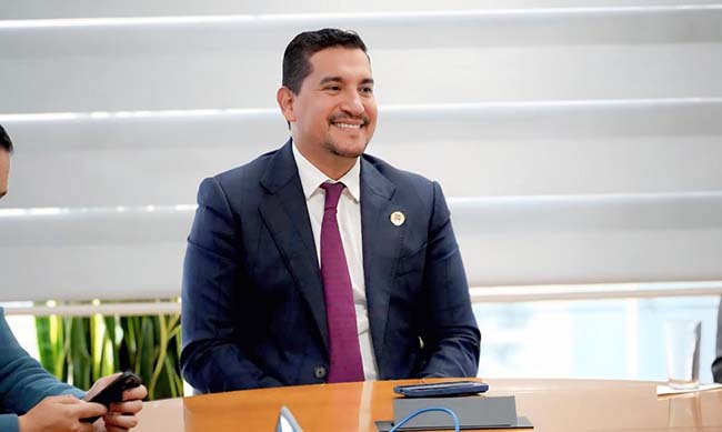 daniel-noboa-ratifica-a-damian-larco-como-director-general-del-sri-ecuador221.com_.ec_ Daniel Noboa ratifica a Damián Larco como Director General del SRI