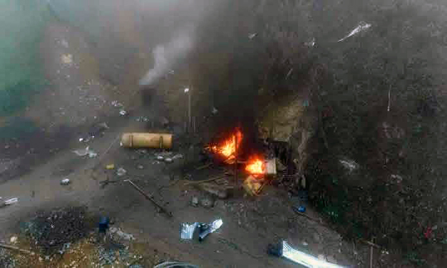 Destruyen bocaminas en Camilo Ponce Enríquez