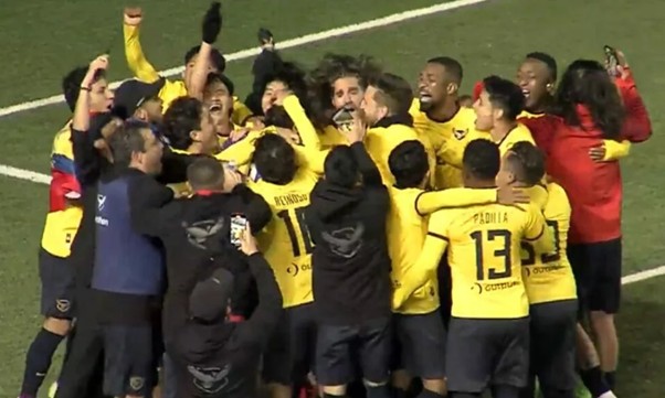 Ecuador vence a Chile en duelo de influencers futbolistas