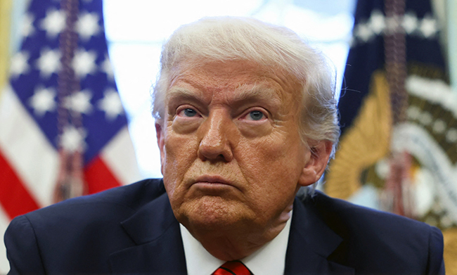 El proyecto fiscal de Trump elevará déficit de EEUU en 2,4 billones para 2034