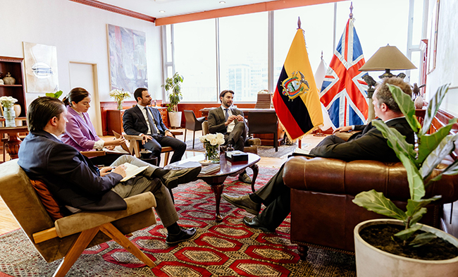 Embajada de Reino Unido destaca trabajo de la Asamblea Nacional