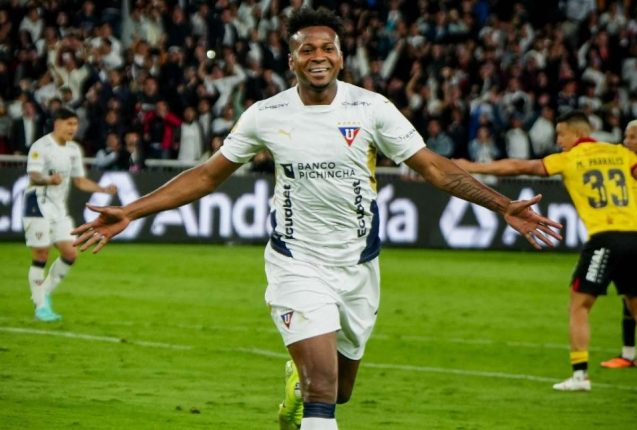 Liga de Quito derrota a Barcelona y escala posiciones