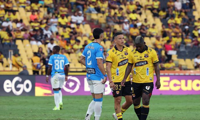 Manta agudiza la crisis de resultados en Barcelona