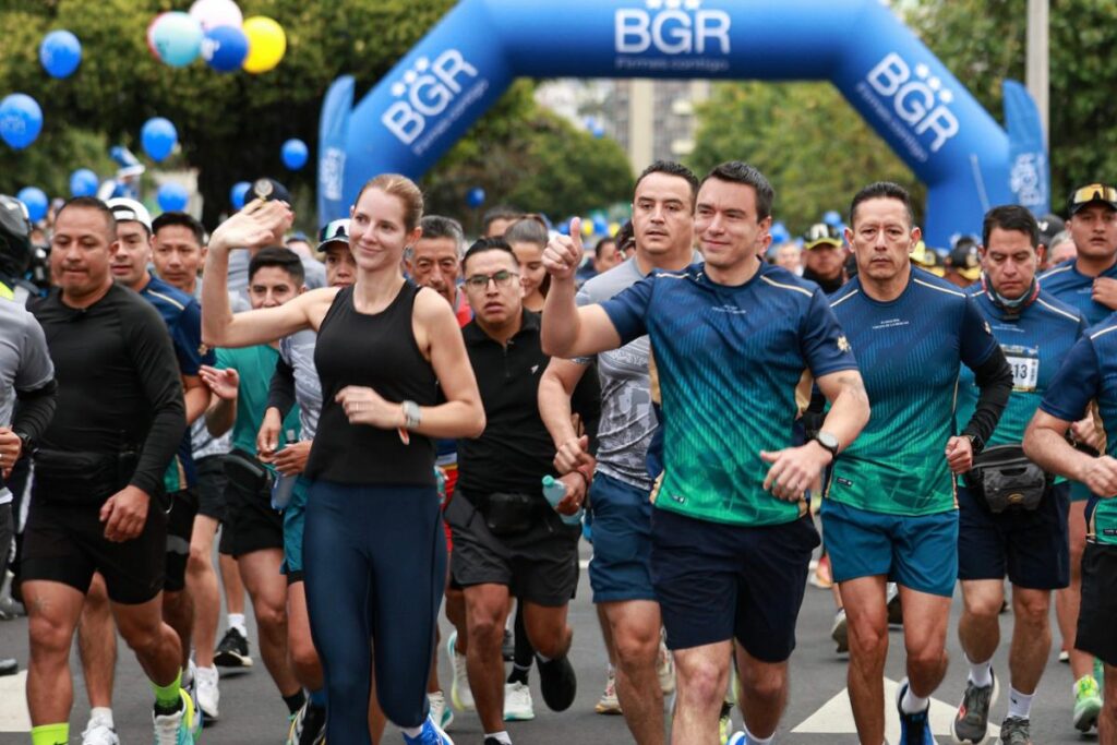 noboa-y-valbonesi-participaron-en-carrera-benefica-10k.ecuador221.com_.ec_ Noboa y Valbonesi participaron en carrera benéfica 10K