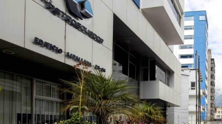 Petroecuador desvincula empleados con sueldos superiores a Noboa