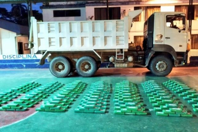 Policía incauta media tonelada de cocaína en Napo