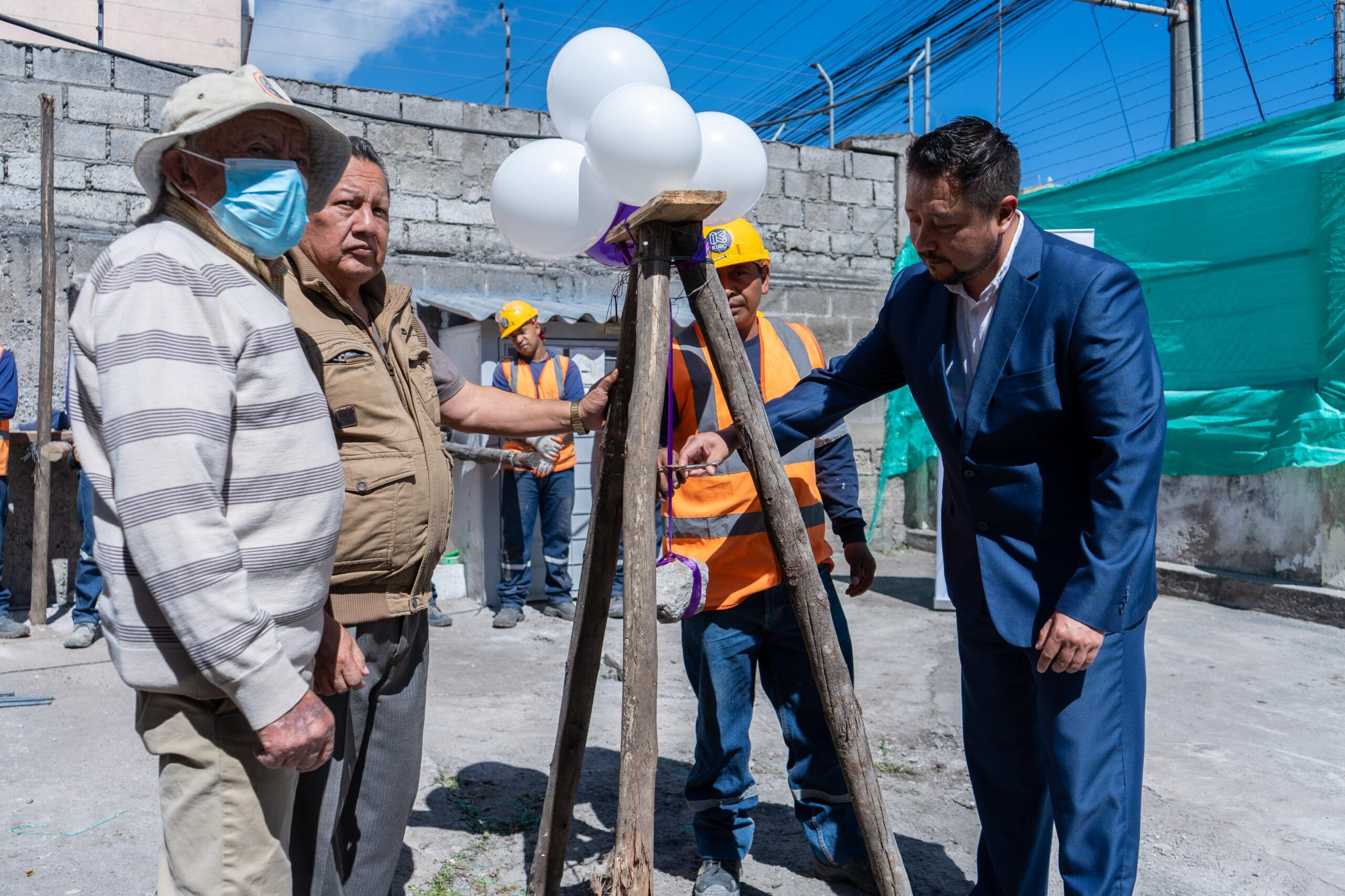 primera-piedra-en-obra-sanitaria-prioritaria-en-quito.ecuador221.com_.ec_ Primera piedra en obra sanitaria prioritaria en Quito
