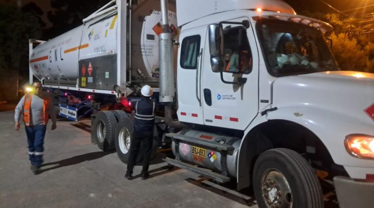 Privados podrán construir termoeléctricas a gas natural