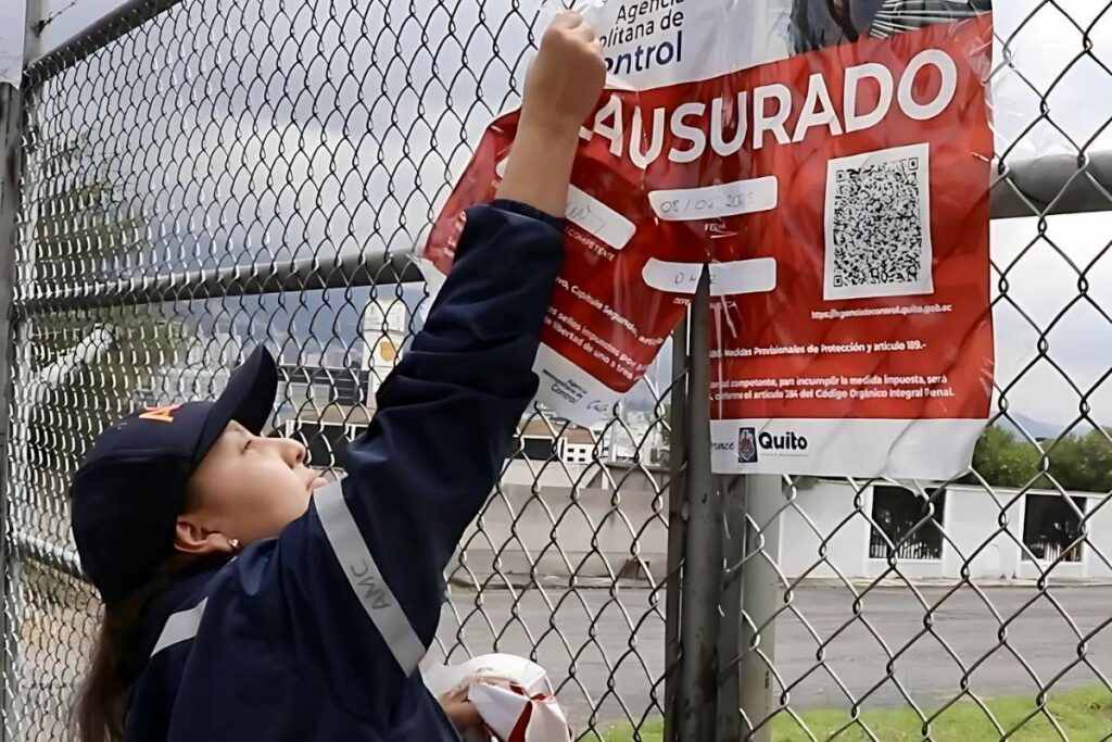 reabre-pista-de-patinaje-del-estadio-atahualpa.ecuador221.com_.ec_ Reabre pista de patinaje del estadio Atahualpa