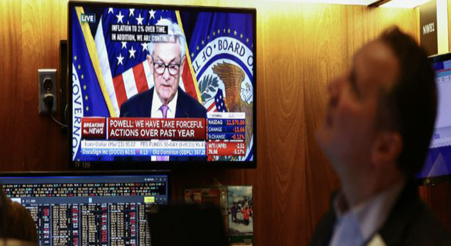 Suaves compras en Wall Street tras la decisión de la Fed y con la mira en Israel-Irán