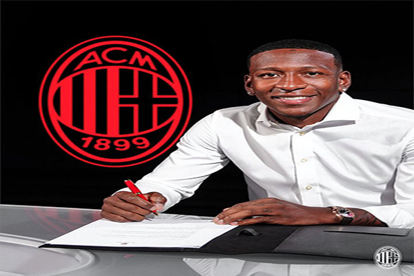 AC Milan recibe de manera oficial a Pervis Estupiñán