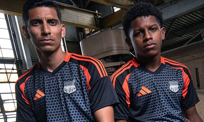 Adidas presentó la nueva camiseta de Emelec