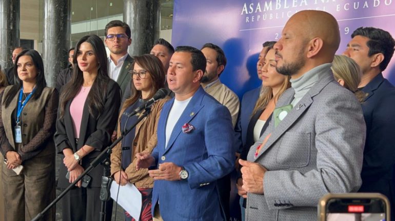 ADN exige acciones para evitar fuga Díaz
