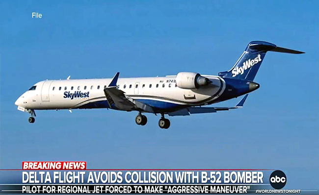 Avión de Delta casi choca con un bombardero B-52