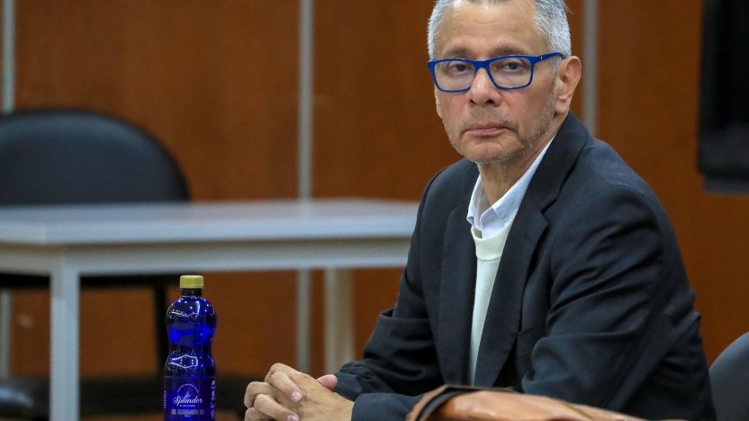 correa-arremete-contra-jueces-tras-sentencia-a-glas.ecuador221.com_.ec_ Correa arremete contra jueces tras sentencia a Glas