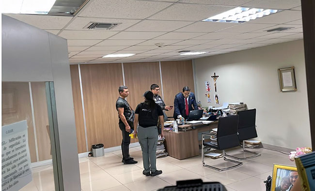 Detienen a juez en Guayaquil por presunto prevaricato