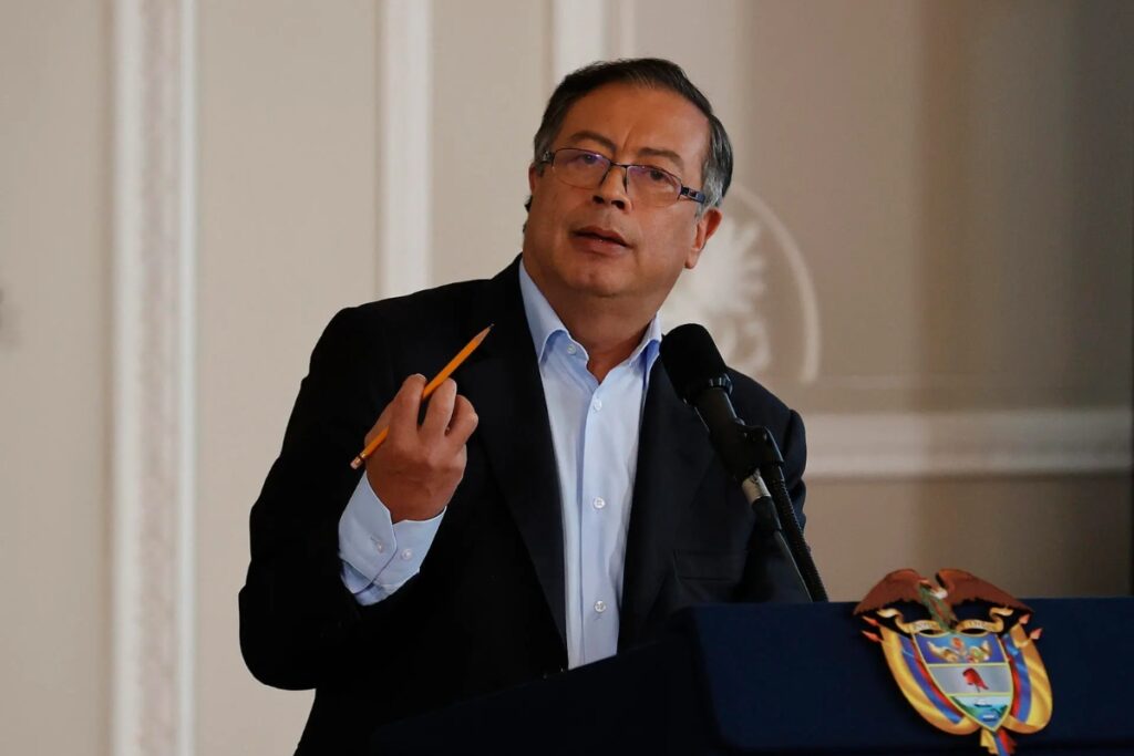 ecuador 221 estados-unidos-revoca-visas-a-funcionarios-cercanos-a-petro.ecuador221.com_.ec_ Estados Unidos revoca visas a funcionarios cercanos a Petro