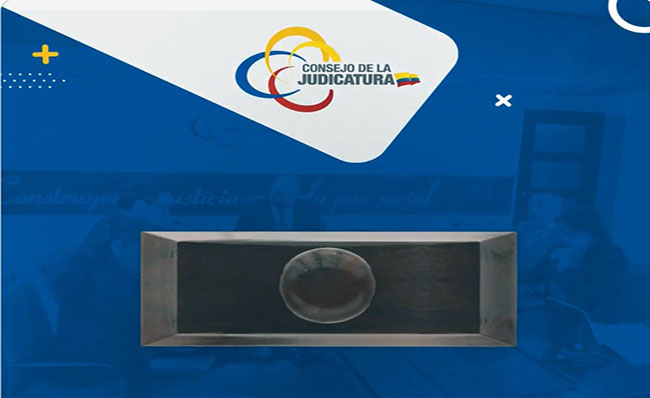 Judicatura suspende a juez de Chone por acoso sexual laboral