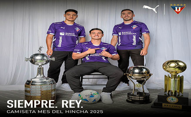 Liga de Quito presentó camiseta por el ‘mes del hincha’