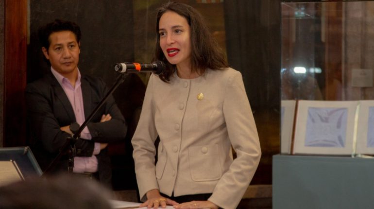Ministra Romina Muñoz defiende institucionalidad cultural ante fusión