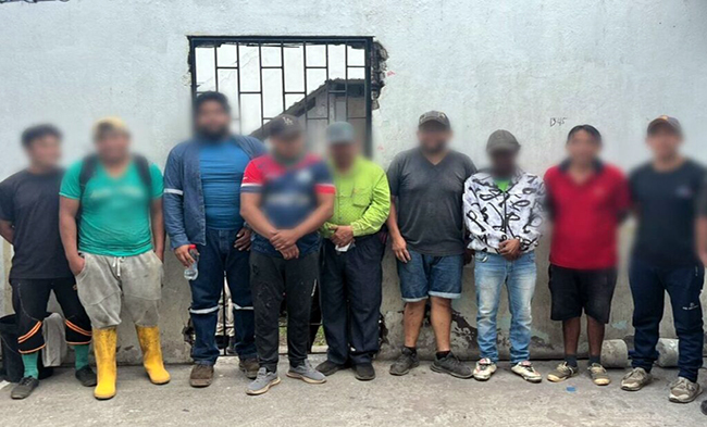 Nueve detenidos por presunta minería ilegal en Galápagos