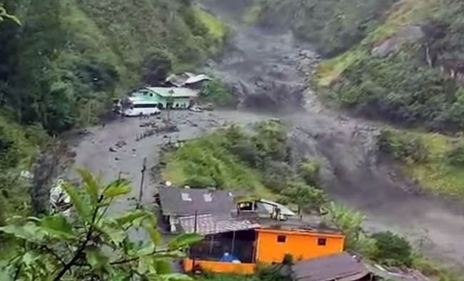 Parroquia Amaluza en emergencia tras desbordamiento de quebradas