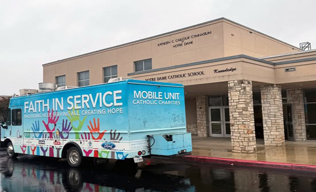 Texas: Iglesia Católica refugia en sus instalaciones a damnificados