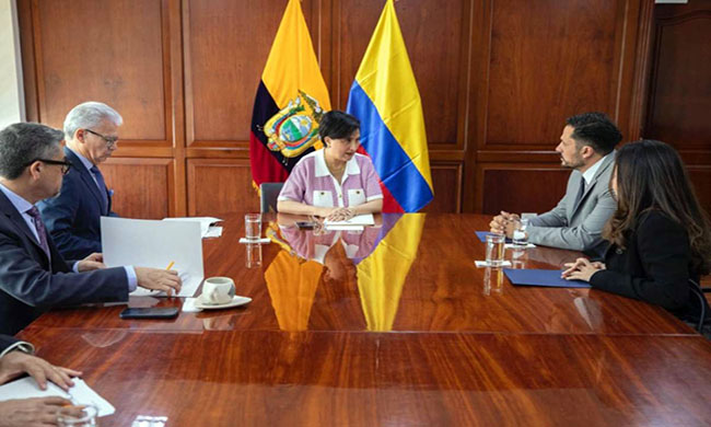 China entrega línea de crédito por USD 600 millones